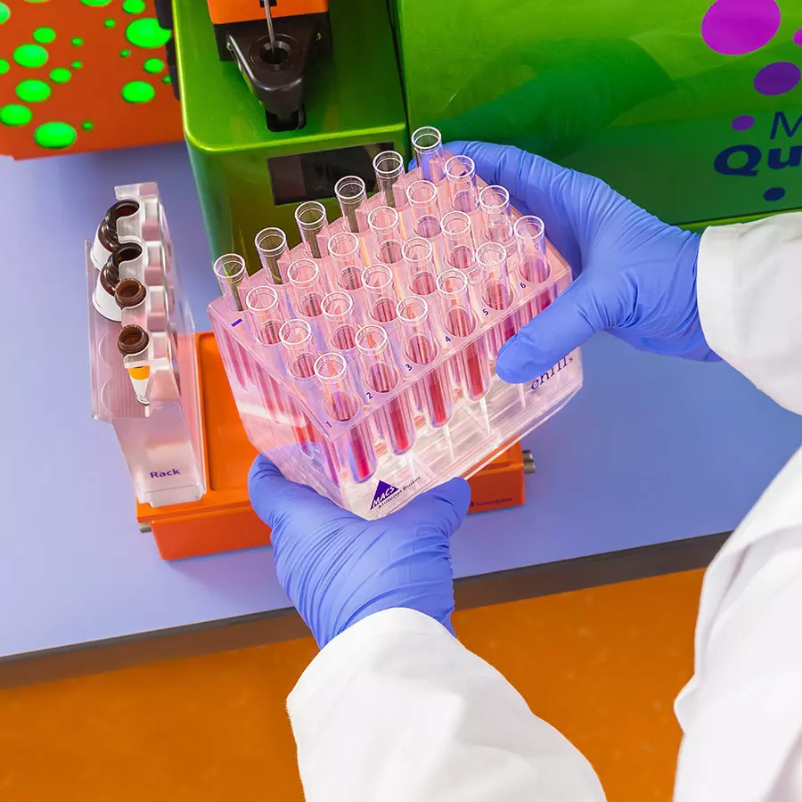Flow Cytometry Solutions | Instruments, Software, Reagents | Miltenyi ...